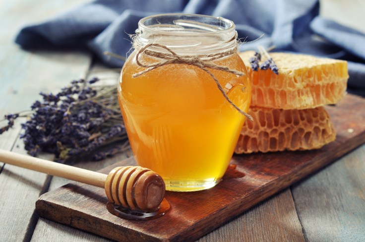 8 Health Benefits of Eating Honey&nbsp;Regularly